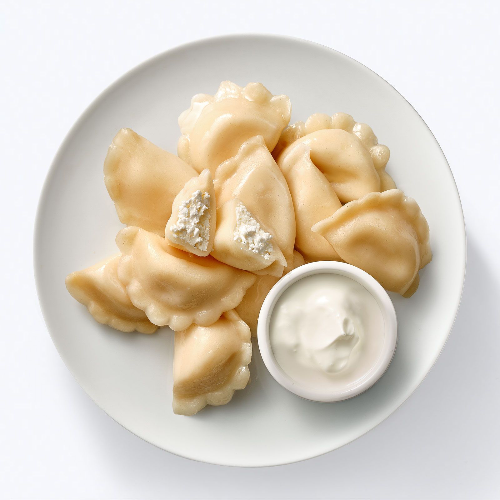 Вареники с творогом: идеальная текстура теста и нежная начинка