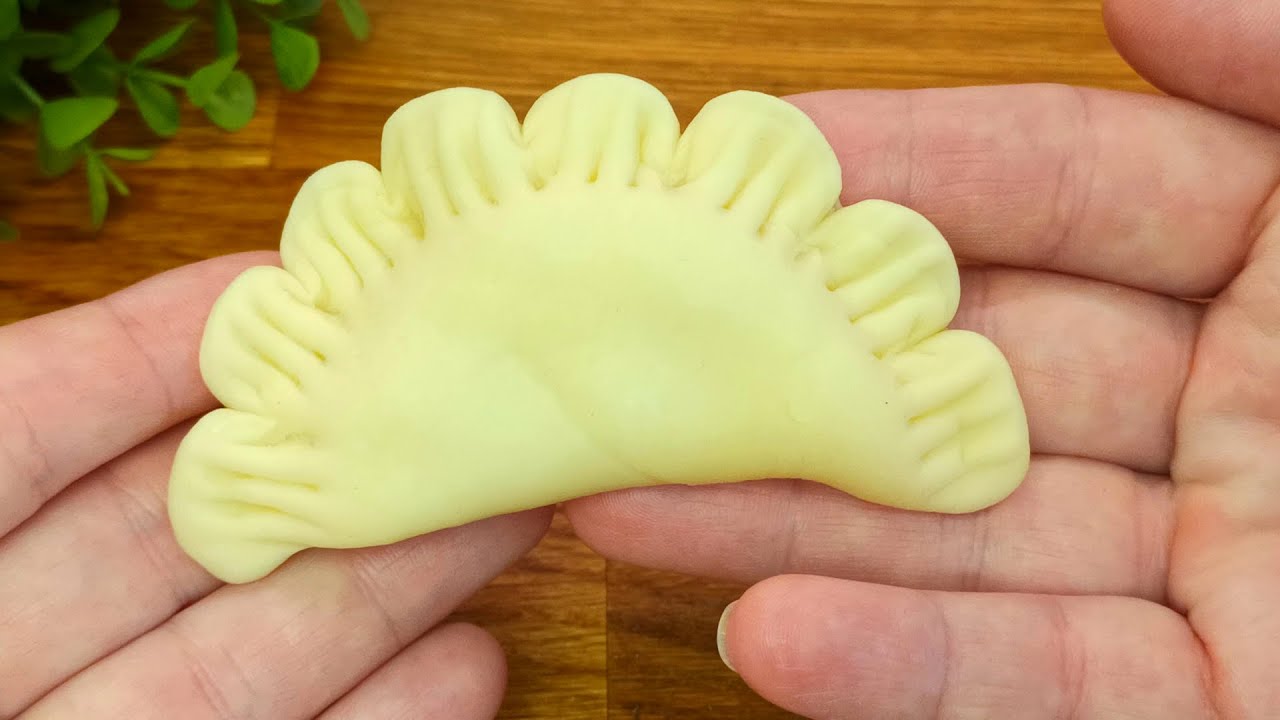 Тонкое раскатывание теста для вареников на 1-1.5 мм